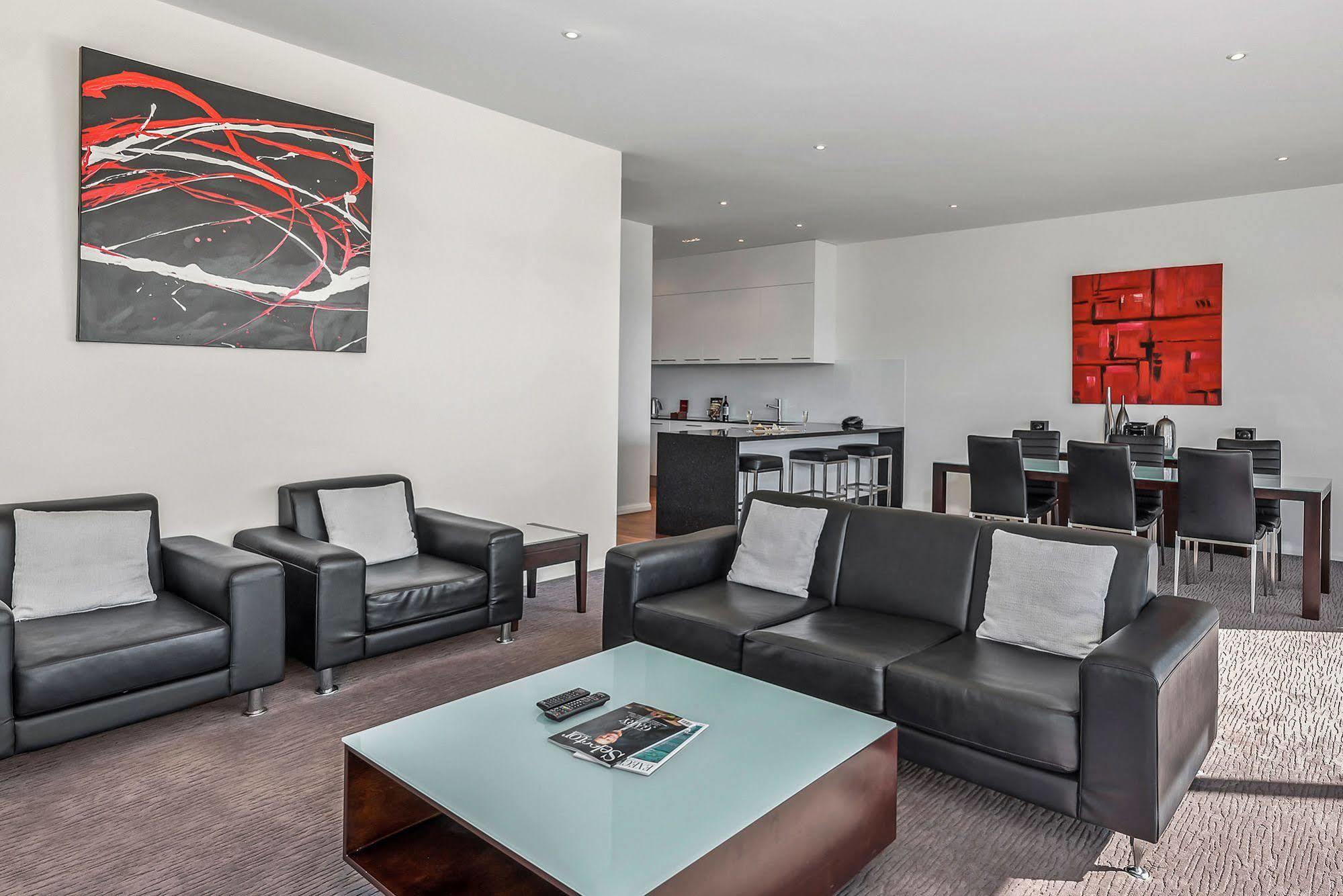 ג'ורג' טאון York Cove Hotel מראה חיצוני תמונה